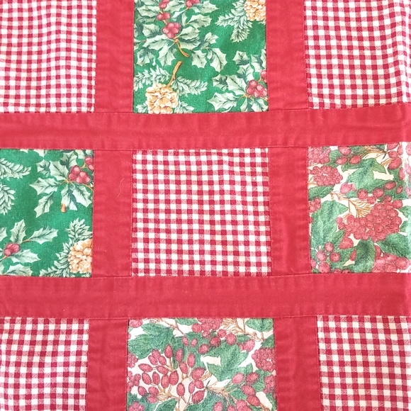 Vtg Round Tablecloth - 63" - Picture 7 of 8